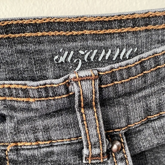 Classic Dark Denim Jeans - Picture 2 of 4